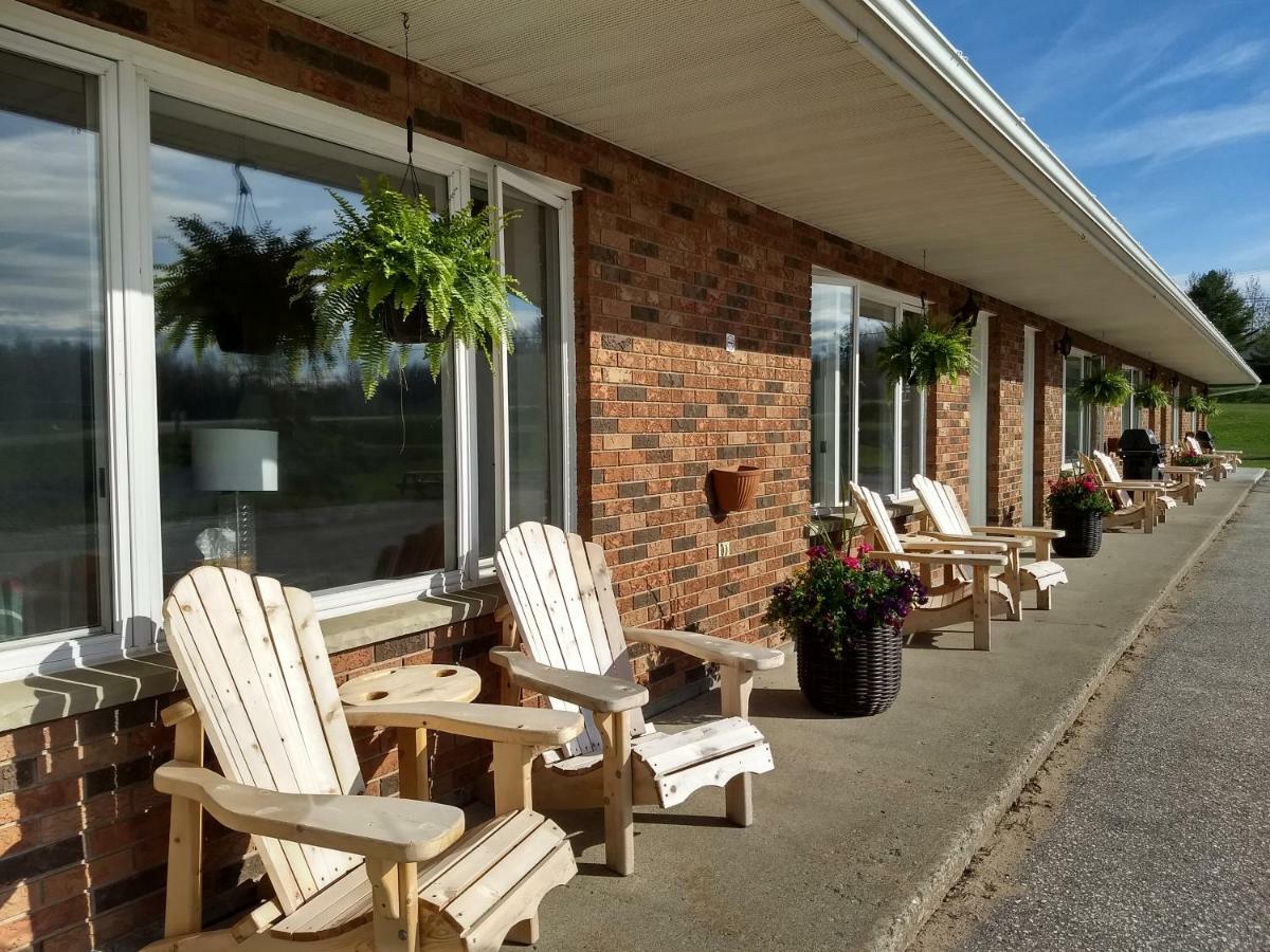 Wayside Motel Manitoulin Manitowaning Eksteriør billede